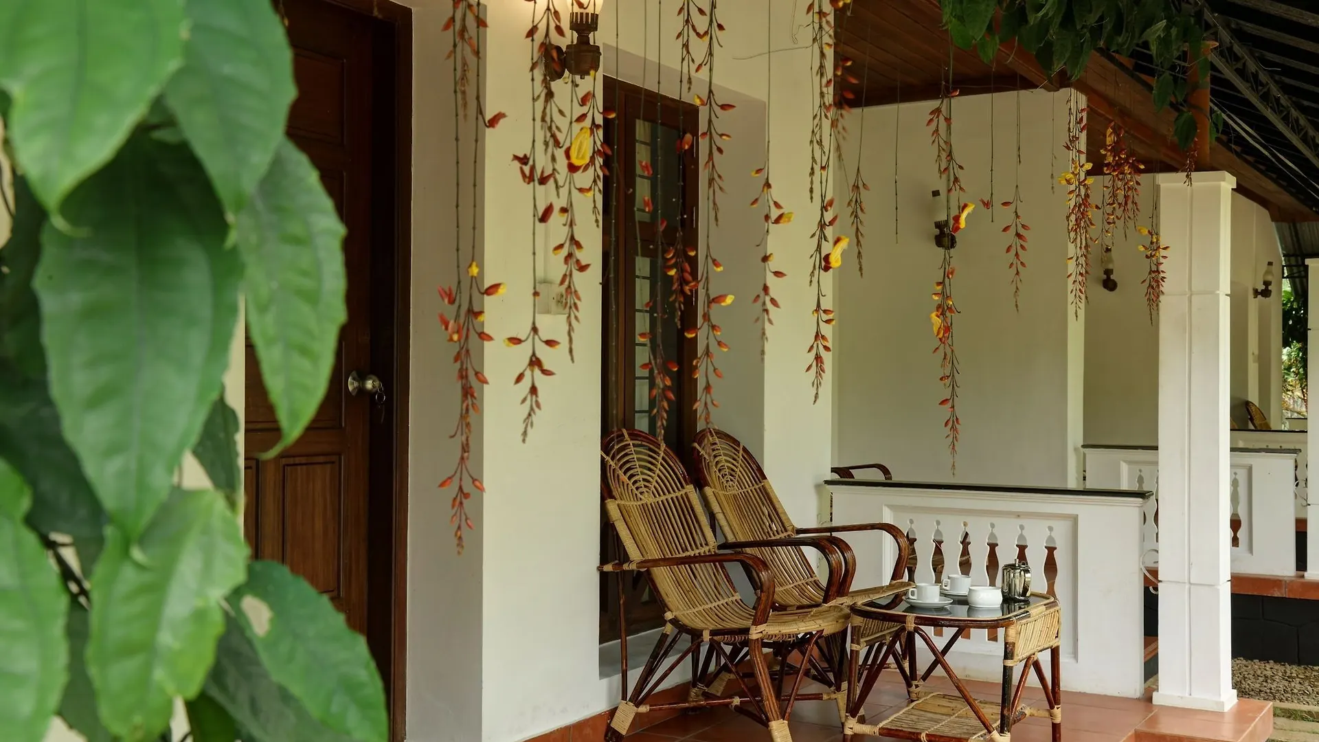 Dew Drops Farm Resorts Adimaly Hotel
