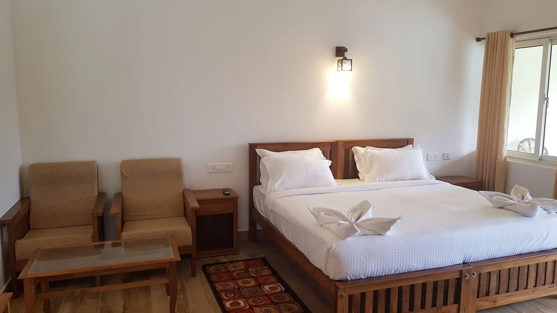Dew Drops Farm Resorts Adimaly